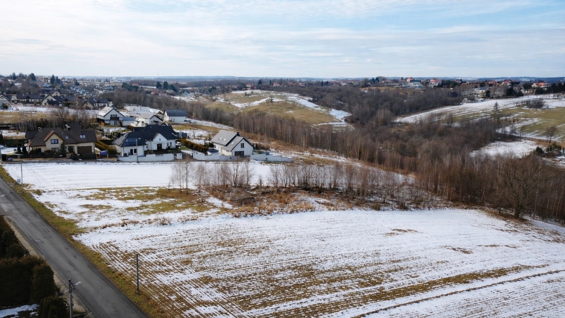 Działka na sprzedaż
